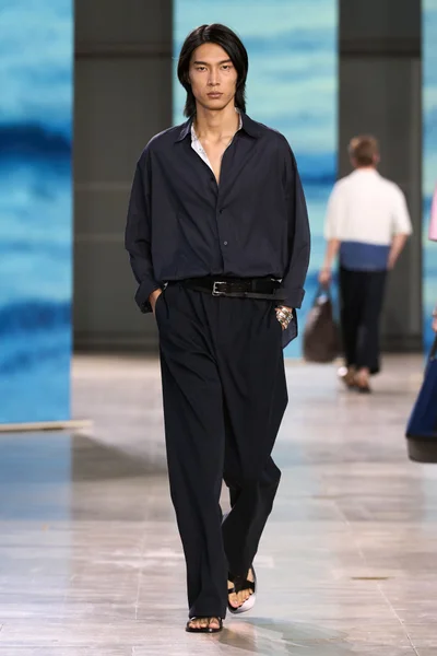 Look 45